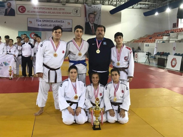 YUNUSEMRE'DEN JUDODA BAŞARI