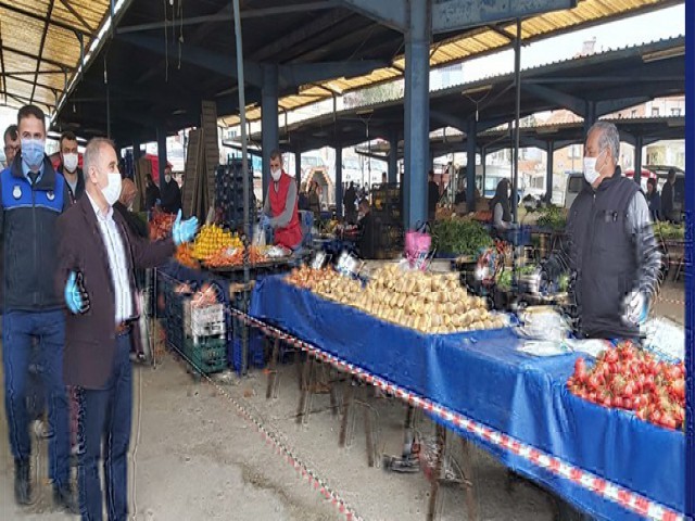 PAZAR ESNAFINA BAŞKANDAN DENETİM