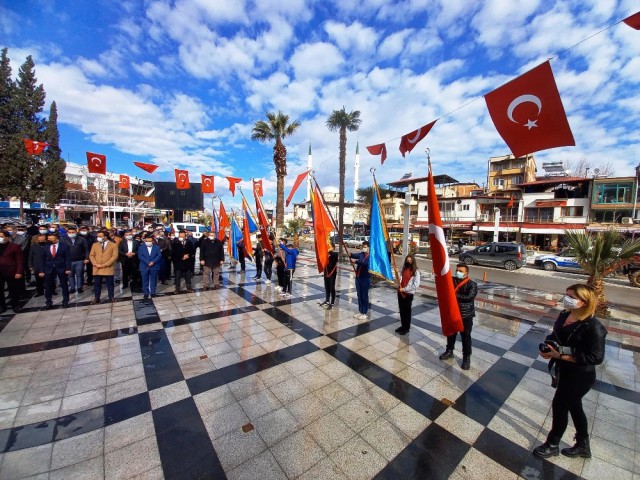 ÇANAKKALE ZAFERİNİN 106'NCI YILI KUTLANDI