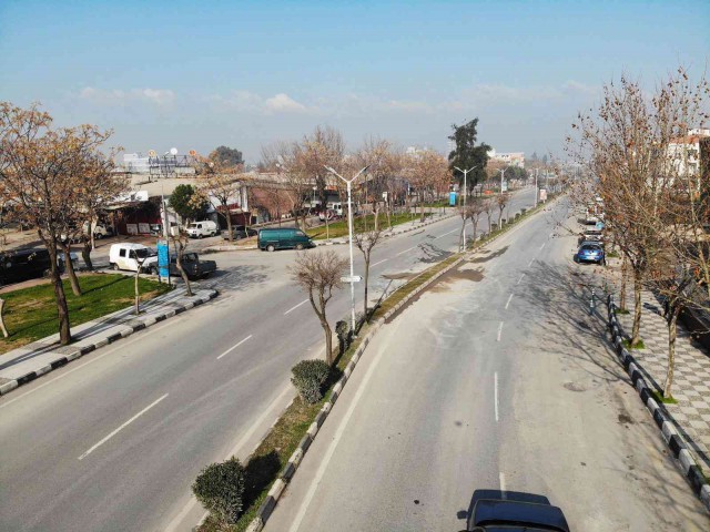 BANKALAR CADDESİ'NDEKİ KAVŞAKLAR KAPATILDI