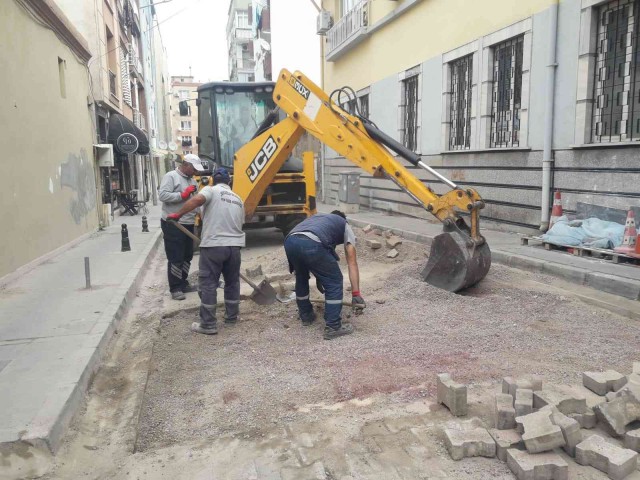 YOL ONARIM ÇALIŞMALARI SÜRÜYOR