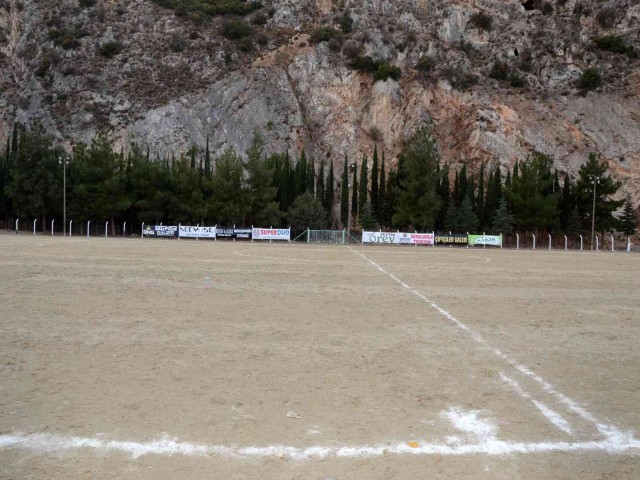 FUTBOLCULARDAN BAKAN KASAPOĞLU'NA ÇAĞRI