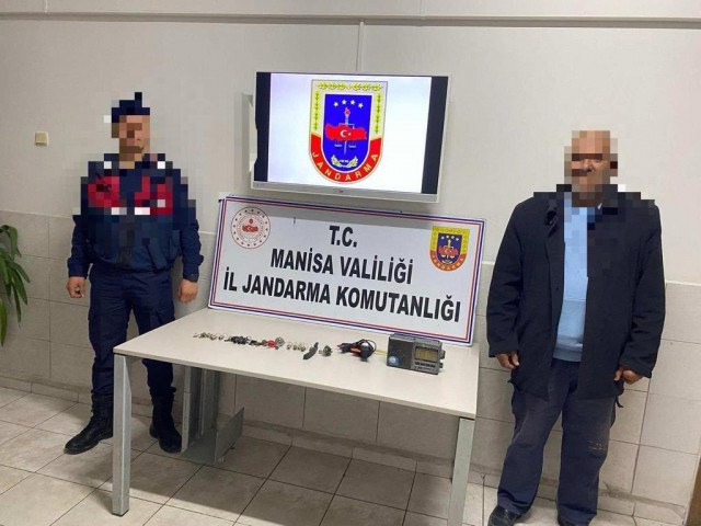 AKHİSAR'DA JANDARMA EKİPLERİ HIRSIZLARA GÖZ AÇTIRMIYOR