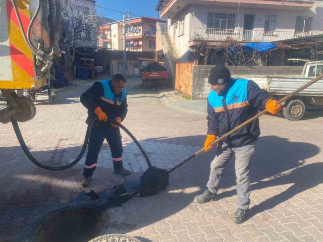 MASKİ’DEN KANALİZASYONLARA ÇÖP ATMAYIN UYARISI