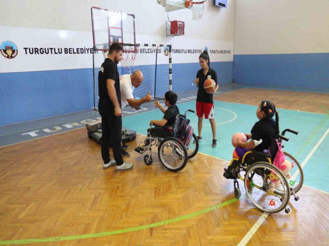 'MUTLU' PROJESİYLE SPORDA ENGELLER KALDIRILIYOR