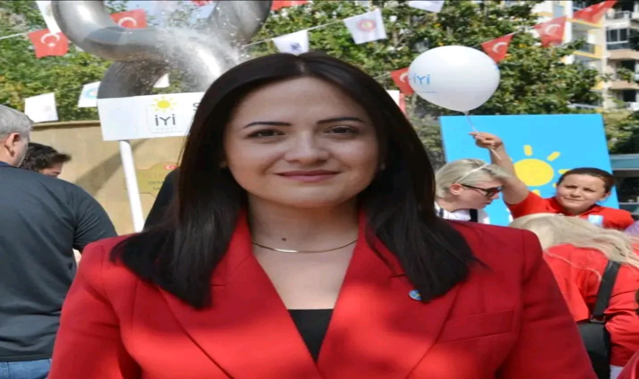 İYİ Parti Şehzadeler’de Gözde Aytaç’a Güven Tazeledi