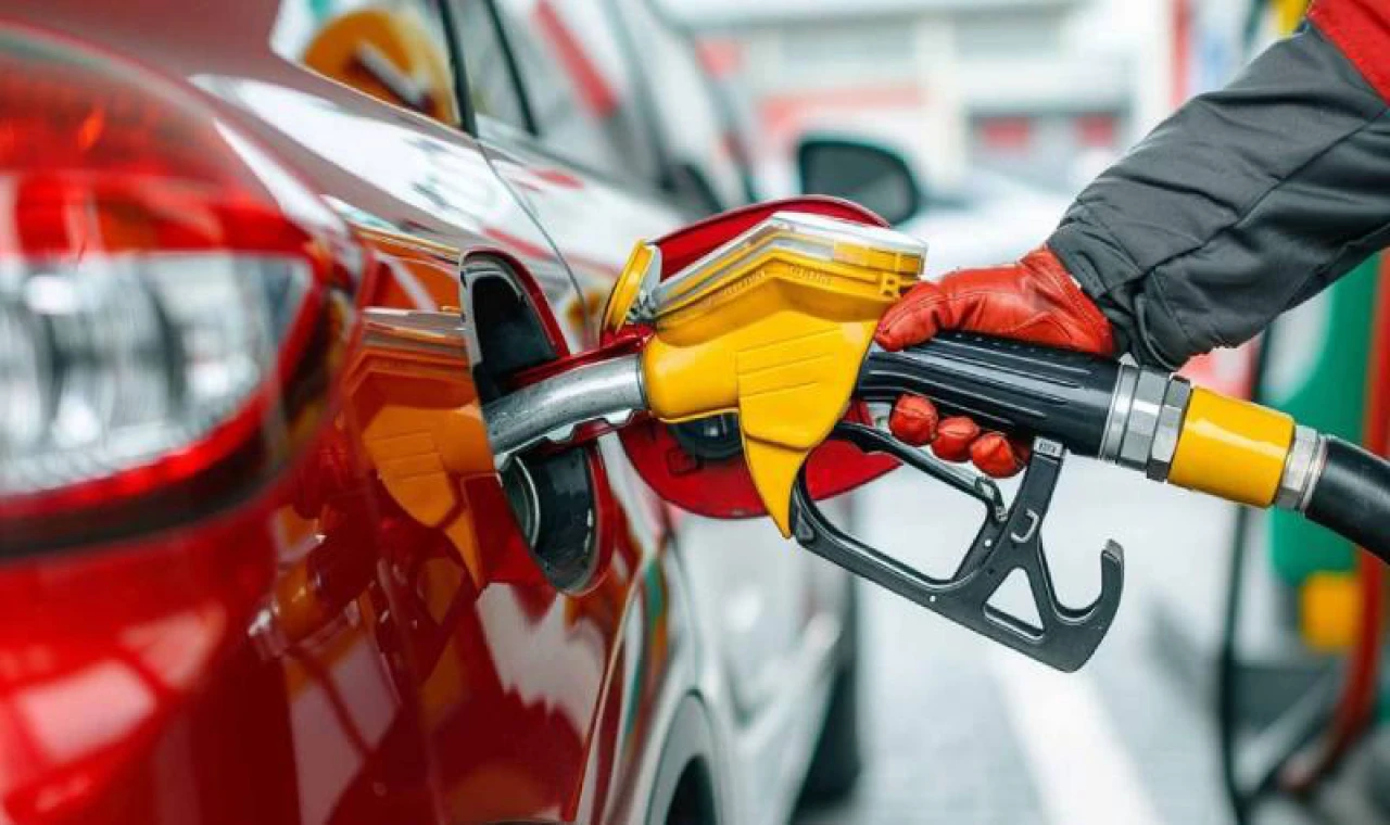 MOTORİNE 3,04 TL ZAM GELDİ