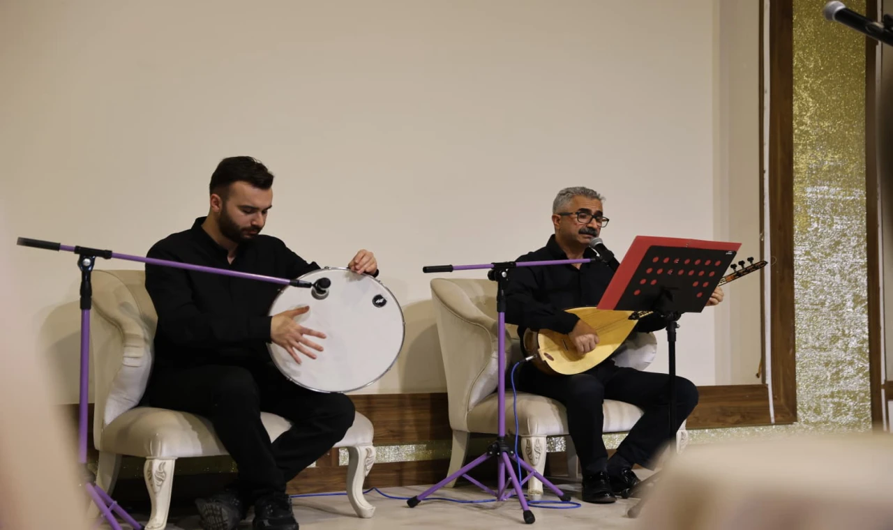 BEDESTEN’DE ‘AŞK İLE AKIL’ BULUŞTU