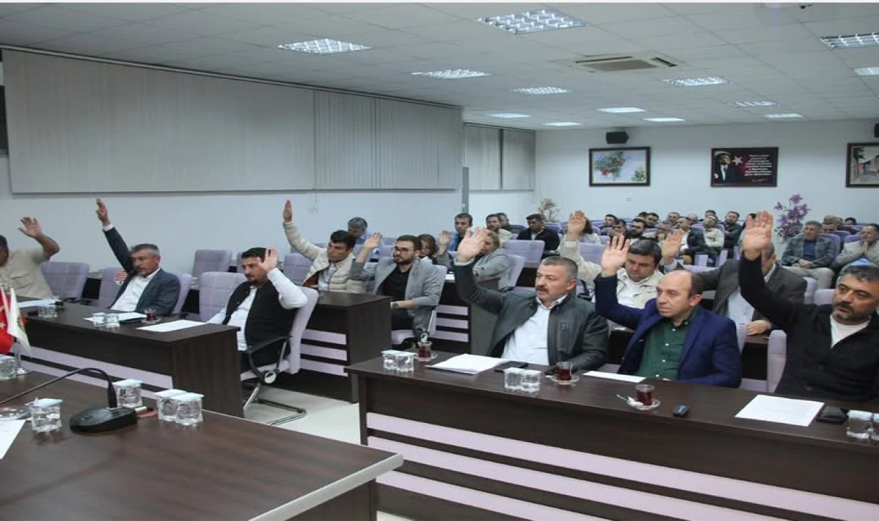 Kula Belediyesi’nde Personel Sayısı Tartışması Büyüyor