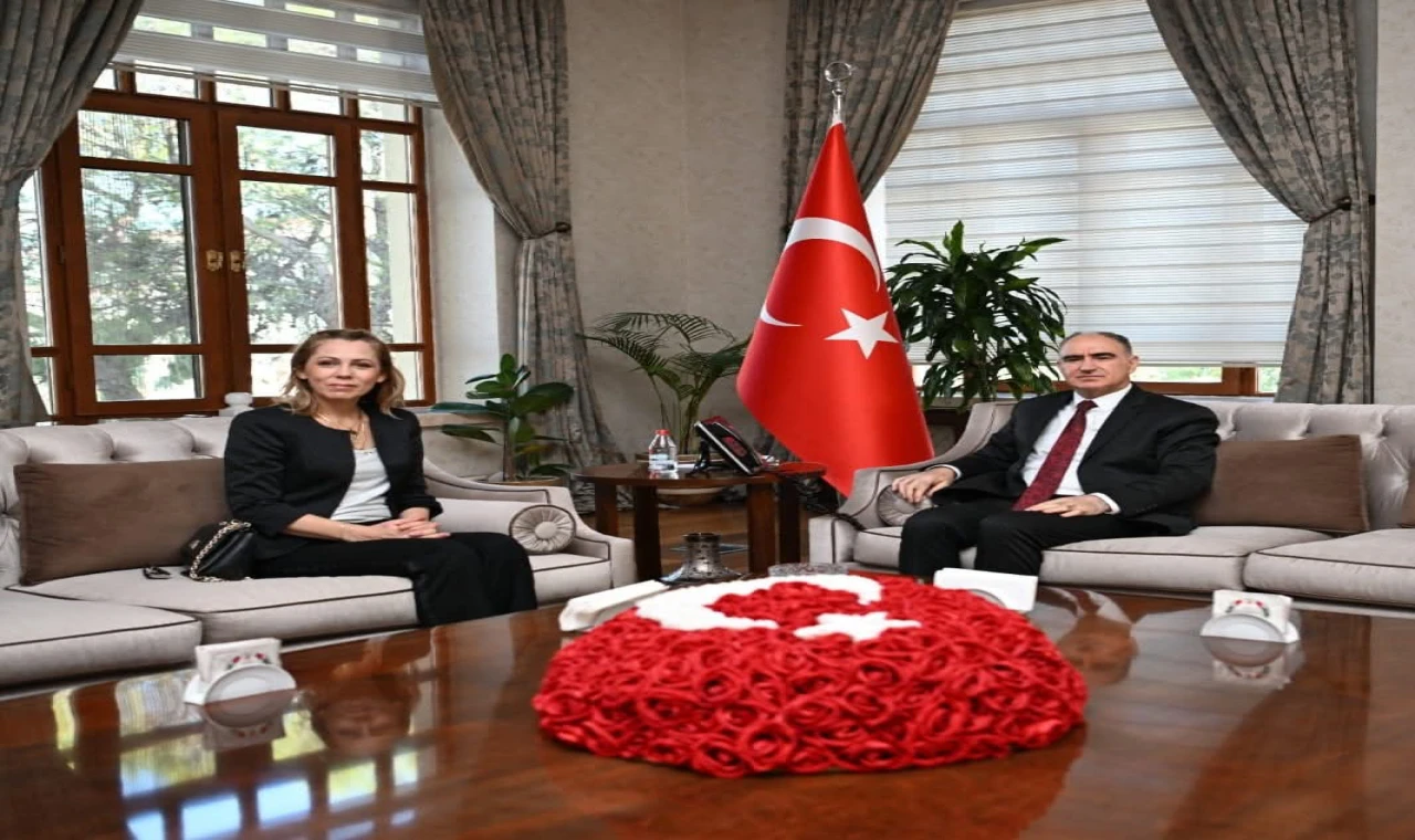 Nurcan Zeyrek, Vali Özkan’ı ziyaret etti