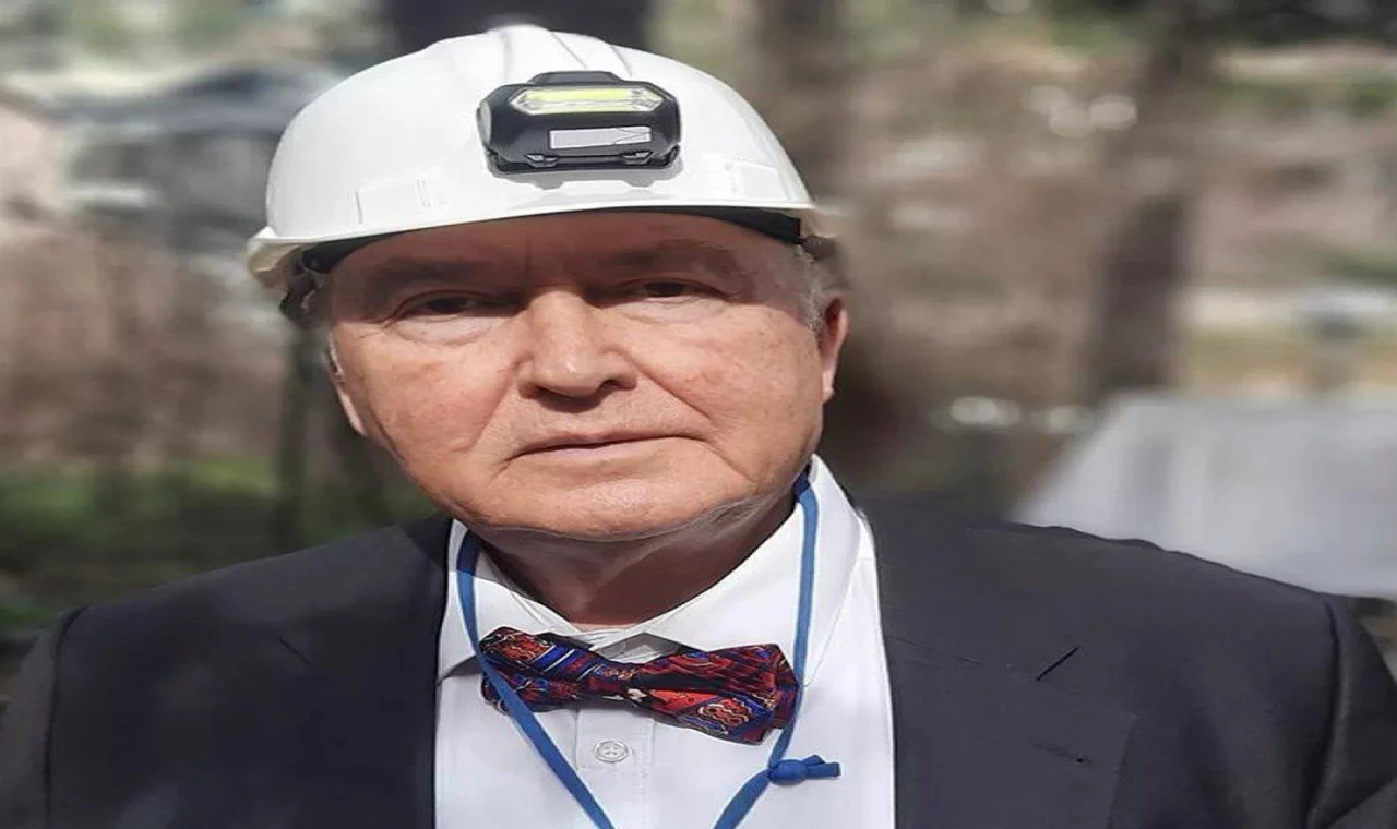 Prof.Dr. Övgün Ahmet Ercan Kalp Krizimi Geçirdi! Son Durumunu Ne?