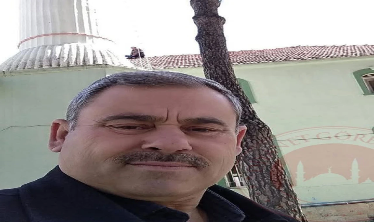 Salihli’de Müezzin Adem Kabadayı Hayata Veda Etti