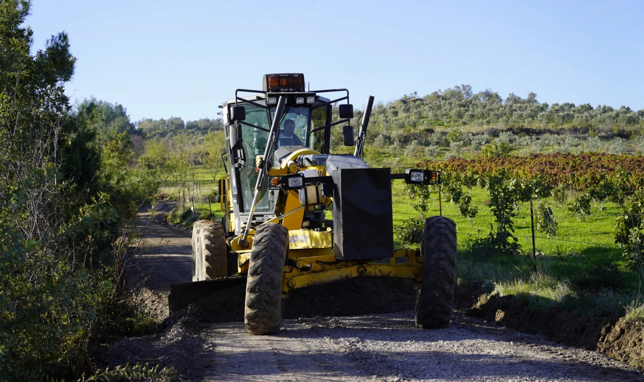 TÜRKMEN’DE OVA YOLU BAKIM ÇALIŞMASI