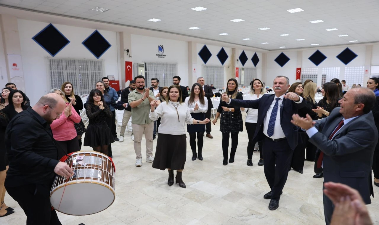 YUNUSEMRELİ ÖĞRETMENLER GÜNLERİNİ KUTLADI