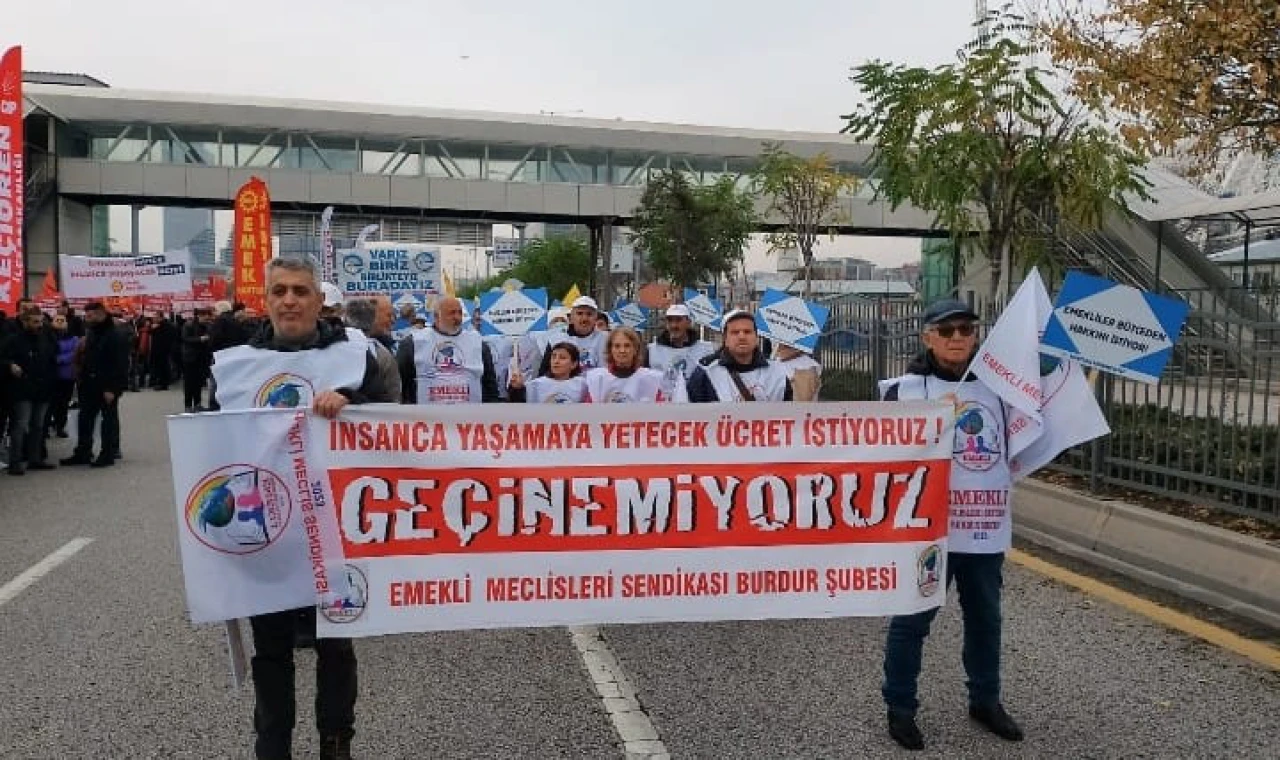 EMEKLİLER İSYAN ETTİ!