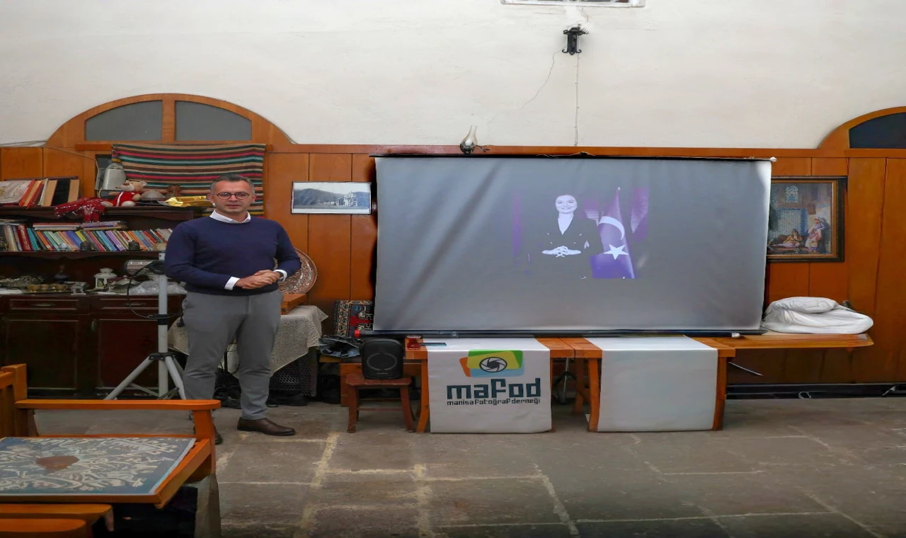 Manisa Fotoğraf Buluşmasında Gülşah Durbay Anıldı!