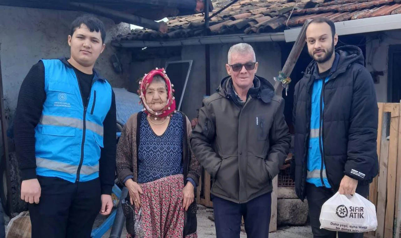 Manisa’da Gençlerden Örnek Dayanışma