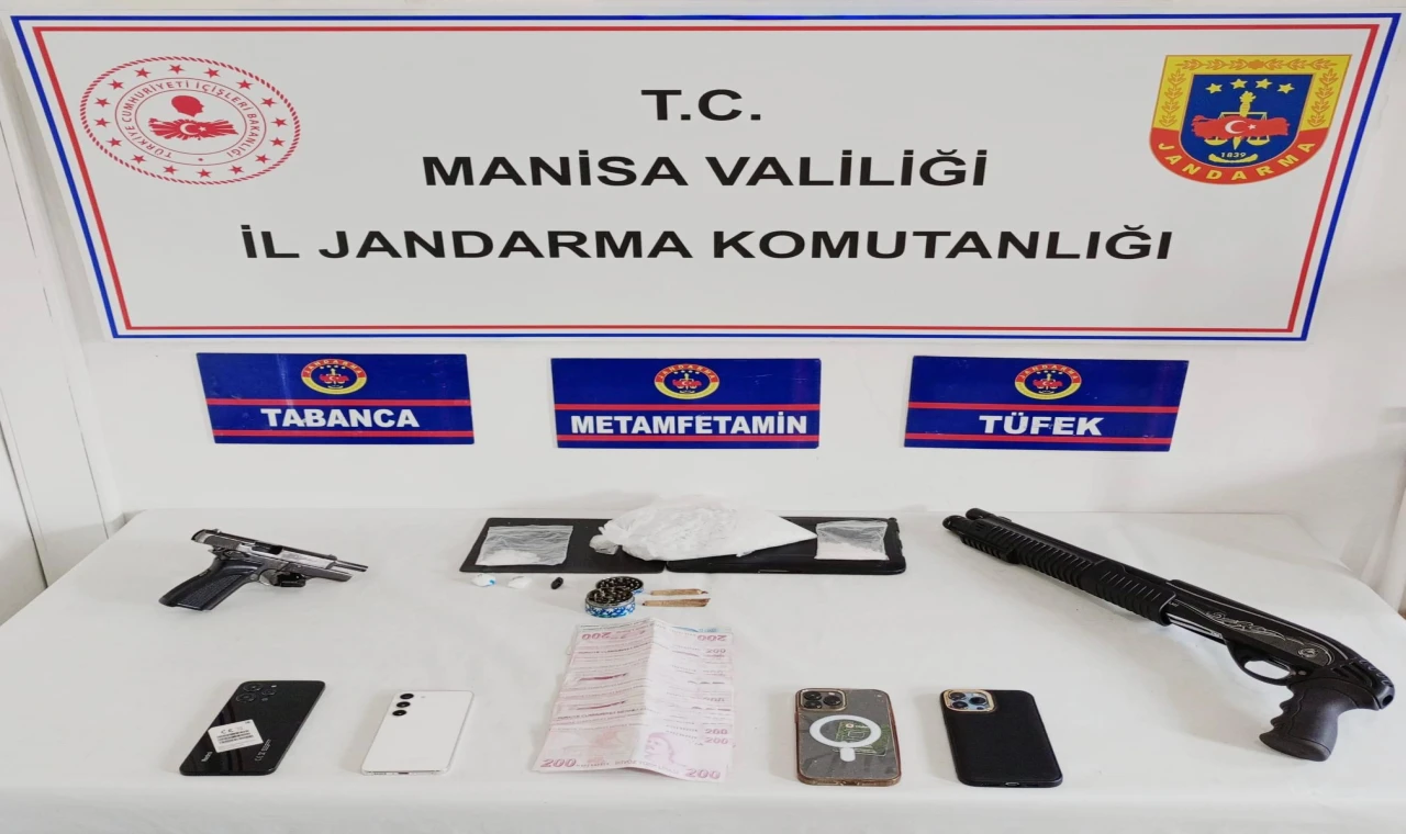 Manisa’da Kilolarca Uyuşturucu Madde Ele Geçirildi, 6 Şüpheli Yakalandı! 3 Kişi Tutuklandı!