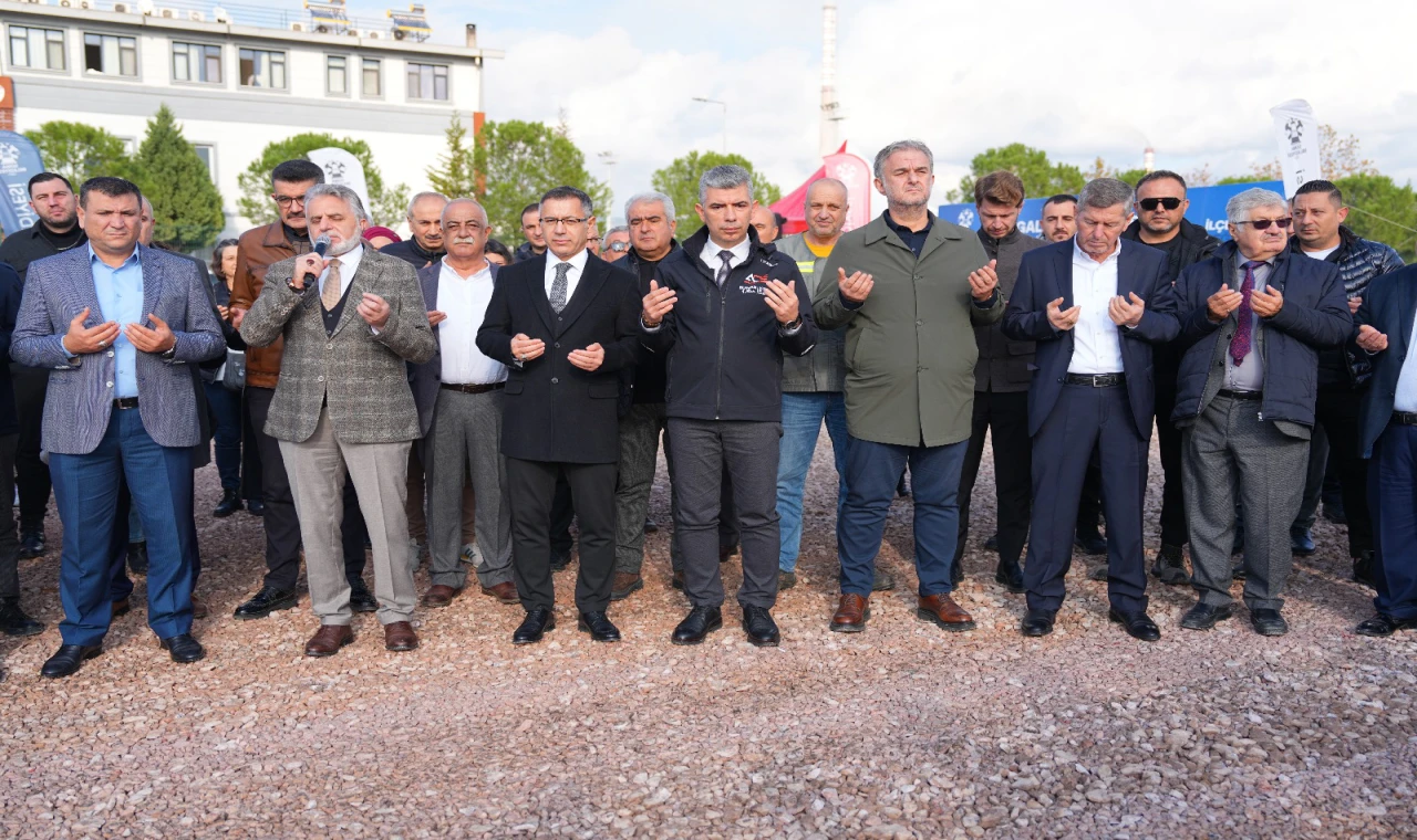 SOMA’DA TİCARETTE YENİ DÖNEM: GALERİCİLER SİTESİ’NİN  TEMELİ ATILDI