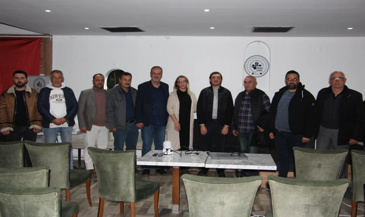 “Türkiye’de Genç Seçmen ve Yeni Nesil Türk Milliyetçiliği” Semineri Gerçekleştirildi!