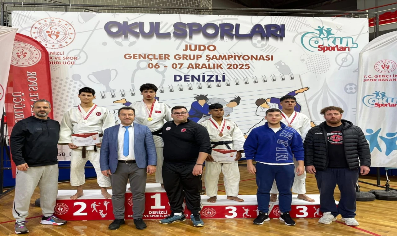 YUNUSEMRELİ JUDOCULAR DENİZLİ'DEN 4 MADALYA İLE DÖNDÜ