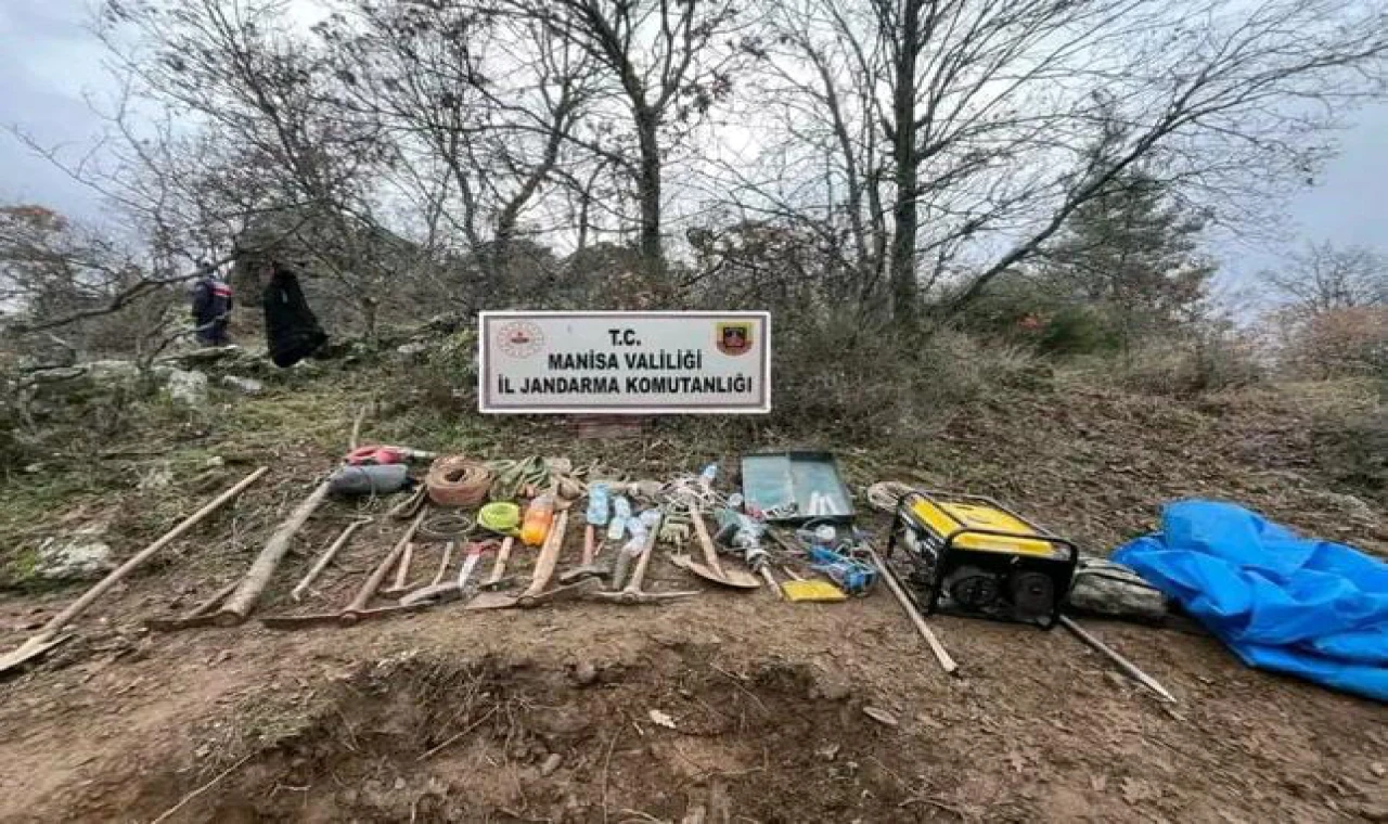 Gördes’te İzinsiz Kazıya Suçüstü!