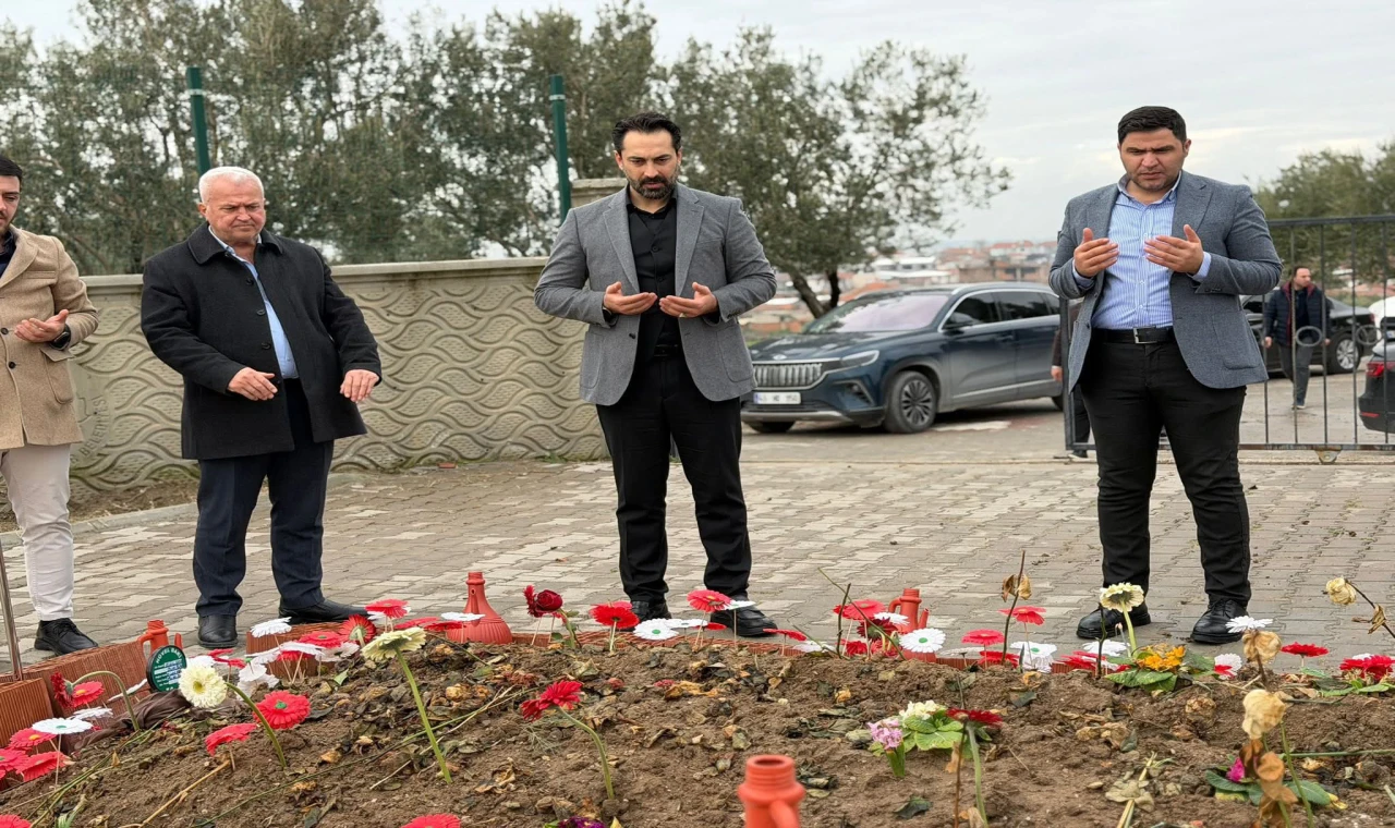 Mücahit Arınç, Gülşah Durbay’ın Kabri Başında Dualarla Andı