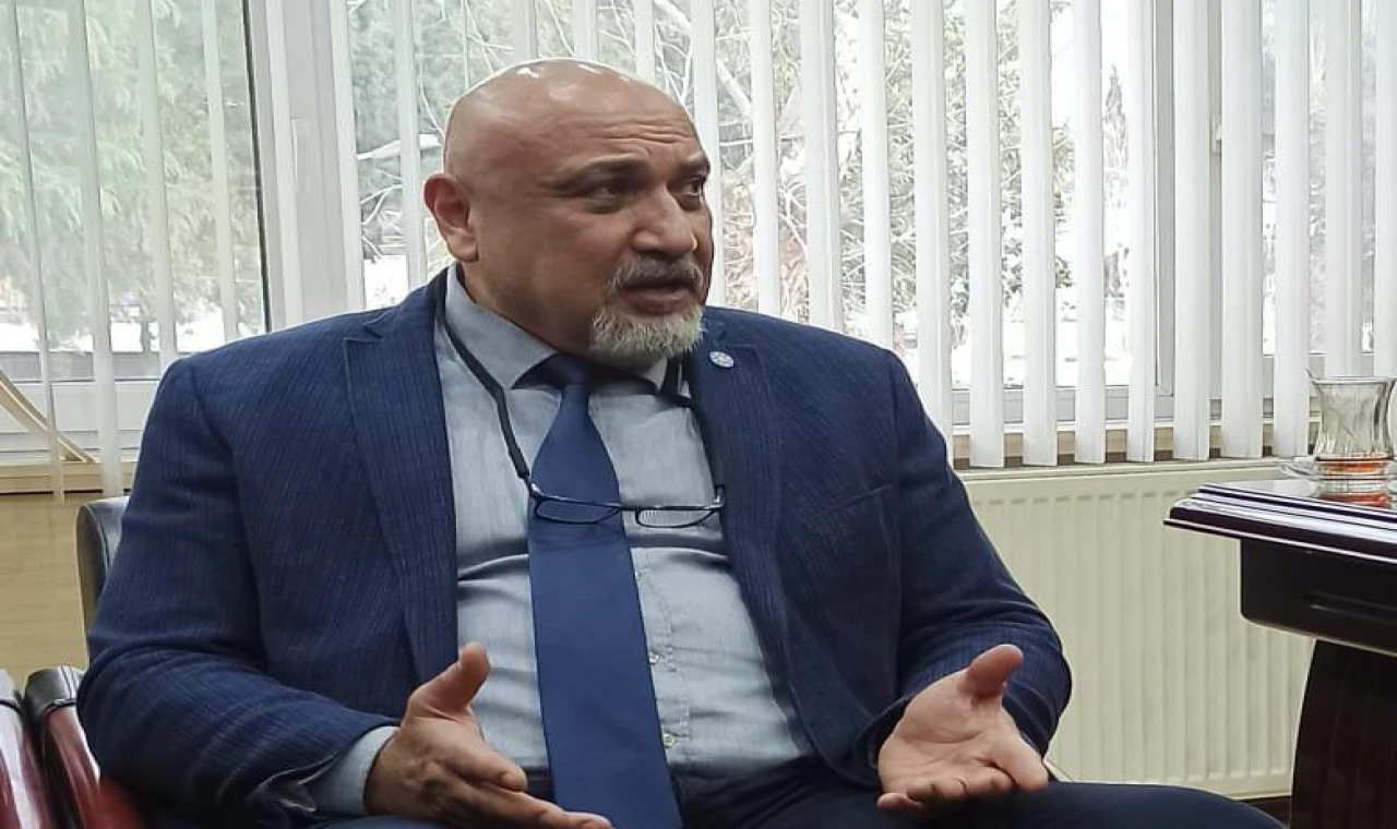 Özcan’dan AK Partili Vekillere: “Manisa’nın Gerçek Sorunlarına Odaklanın”