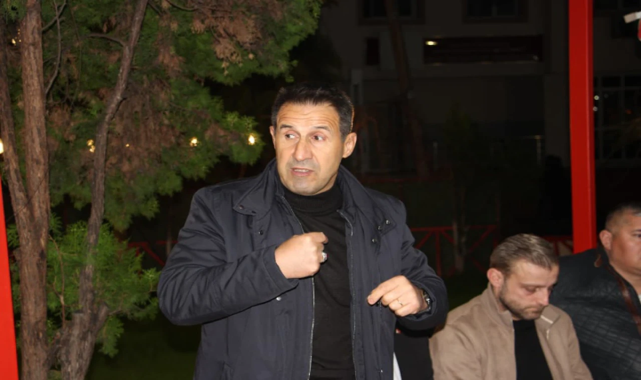 Turgutlu’da Orkun Özeller’in Konferansı İptal Edildi