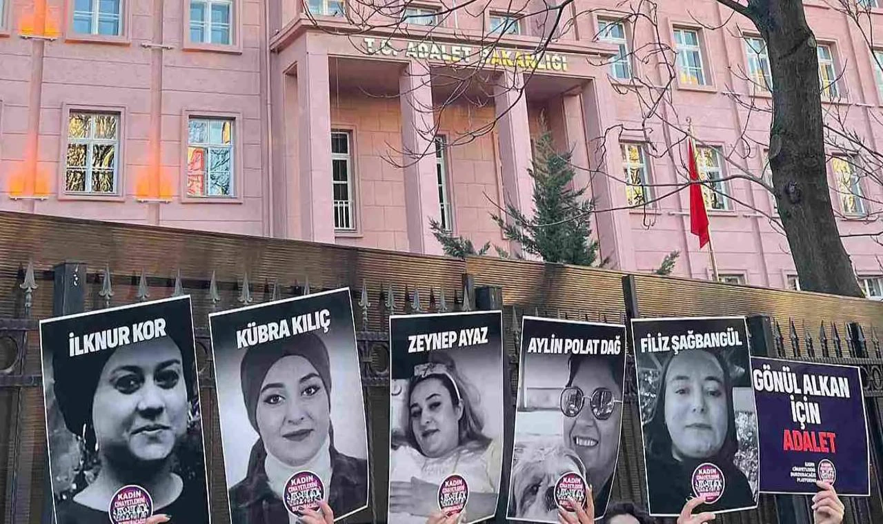Türkiye’de 24 Saatte 6 Kadın Katledildi!