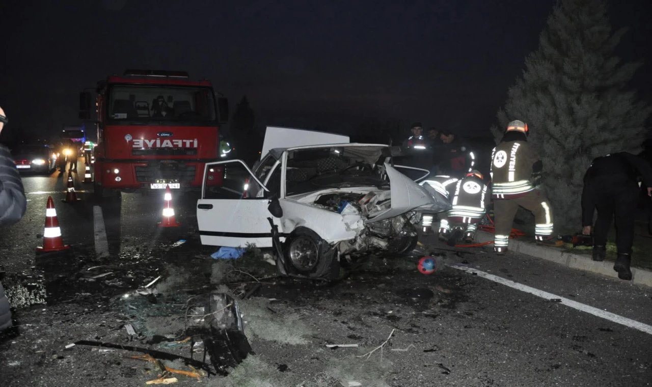Salihli’de Zincirleme Kaza 2 Ölü 5 Yaralı
