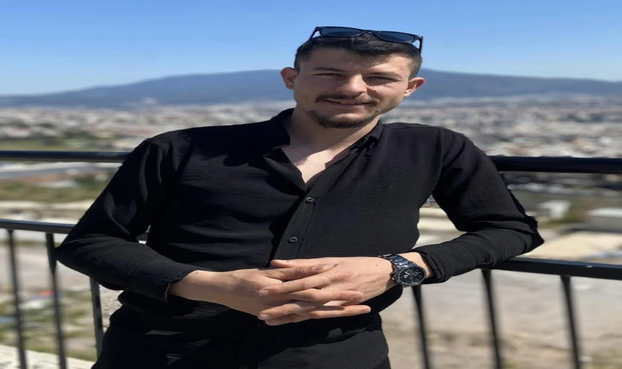 Bayram Sabahında Feci Kaza Genç Sürücü Hayatını Kaybetti