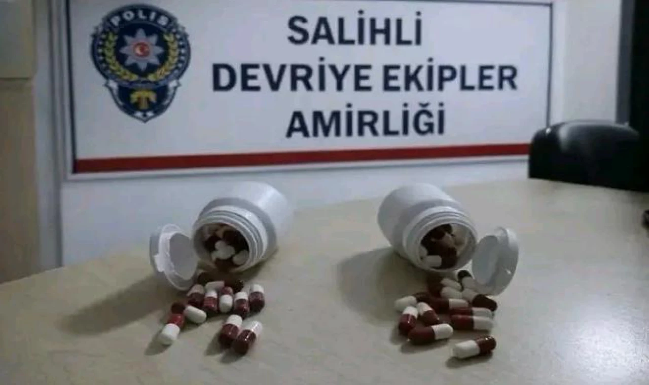 Salihli’de Uyuşturucu Operasyonu 104 Hap Ele Geçirildi