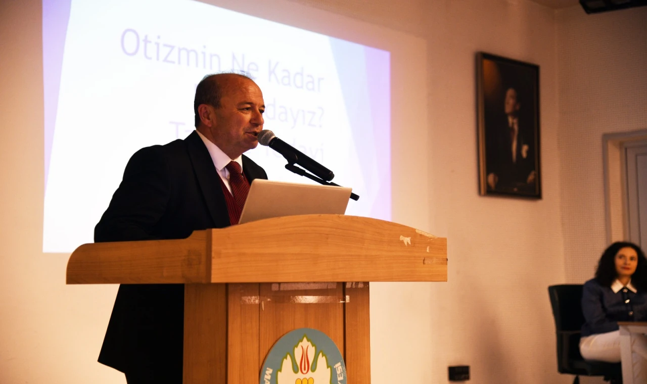 YUNUSEMRE’DE OTİZM FARKINDALIK GÜNÜ’NDE ANLAMLI ETKİNLİK