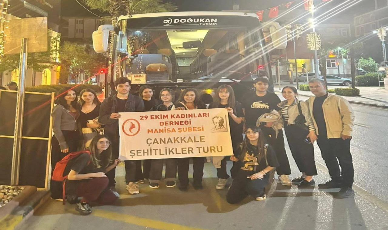 19 Mayıs Ruhunu Çanakkale Topraklarında Hissettiler