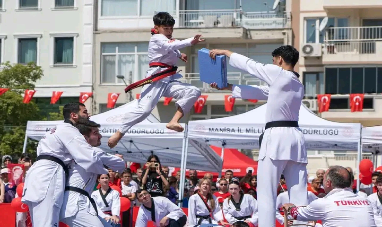 Manisa’da 19 Mayıs Coşkusu