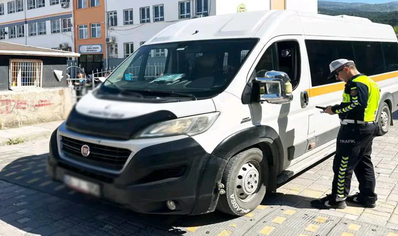 Manisa’da Okul Çevreleri ve Servislere Sıkı Denetim