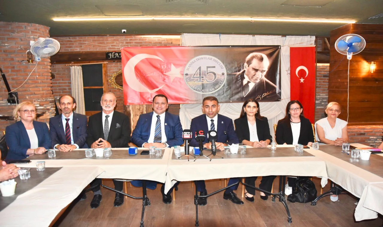 Manisa Dostlar Meclisi’nin Konuğu Dost Parti Genel Başkanı Rıdvan Eşin Oldu!