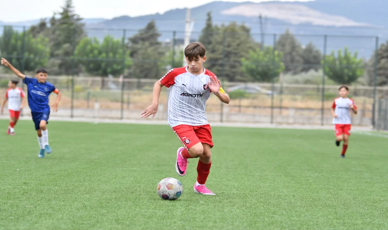YıldızSpor 45 FK’dan milli takım seçmelerde dört oyuncuya davet