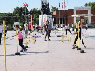 ÇOCUK VE GENÇLER İÇİN SPOR PARKURU