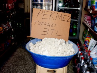 PEKMEZ TOPRAĞI SATIŞLARI HAREKETLENDİ