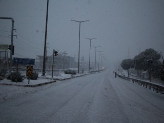 İZMİR-ANKARA YOLU KARDAN KAPANDI