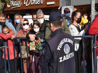 YUNUSEMRE'DE CUMHURİYET COŞKUSU
