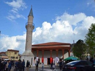 KIRKAĞAÇ KARAOSMANZADE CAMİİ YENİDEN İBADETE AÇILDI