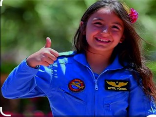 Babasına ‘Pilot Olacağım’ Demişti… Betül Yüksel Hayalini Gerçekleştirdi