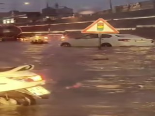 Manisa'da akşam üzeri yağan yağmur hayatı olumsuz etkiledi!
