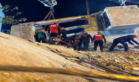 Gebze’de Çöken Binada 4 Kişi Hayatını Kaybetti, 1 Kişi Sağ Kurtarıldı