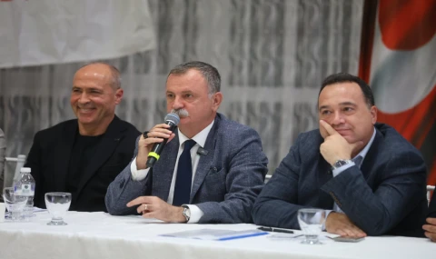 MURADİYE’NİN SORUNLARI EL BİRLİĞİ İLE ÇÖZÜLECEK