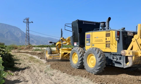 Şehzadeler Belediyesi’nden Tarıma Büyük Destek: 1350 Kilometrelik Ova Yolu Yenilendi