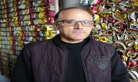 Burdur’da Çaycı 18 Yılda 15 Bin Paketlik Koleksiyon Oluşturdu